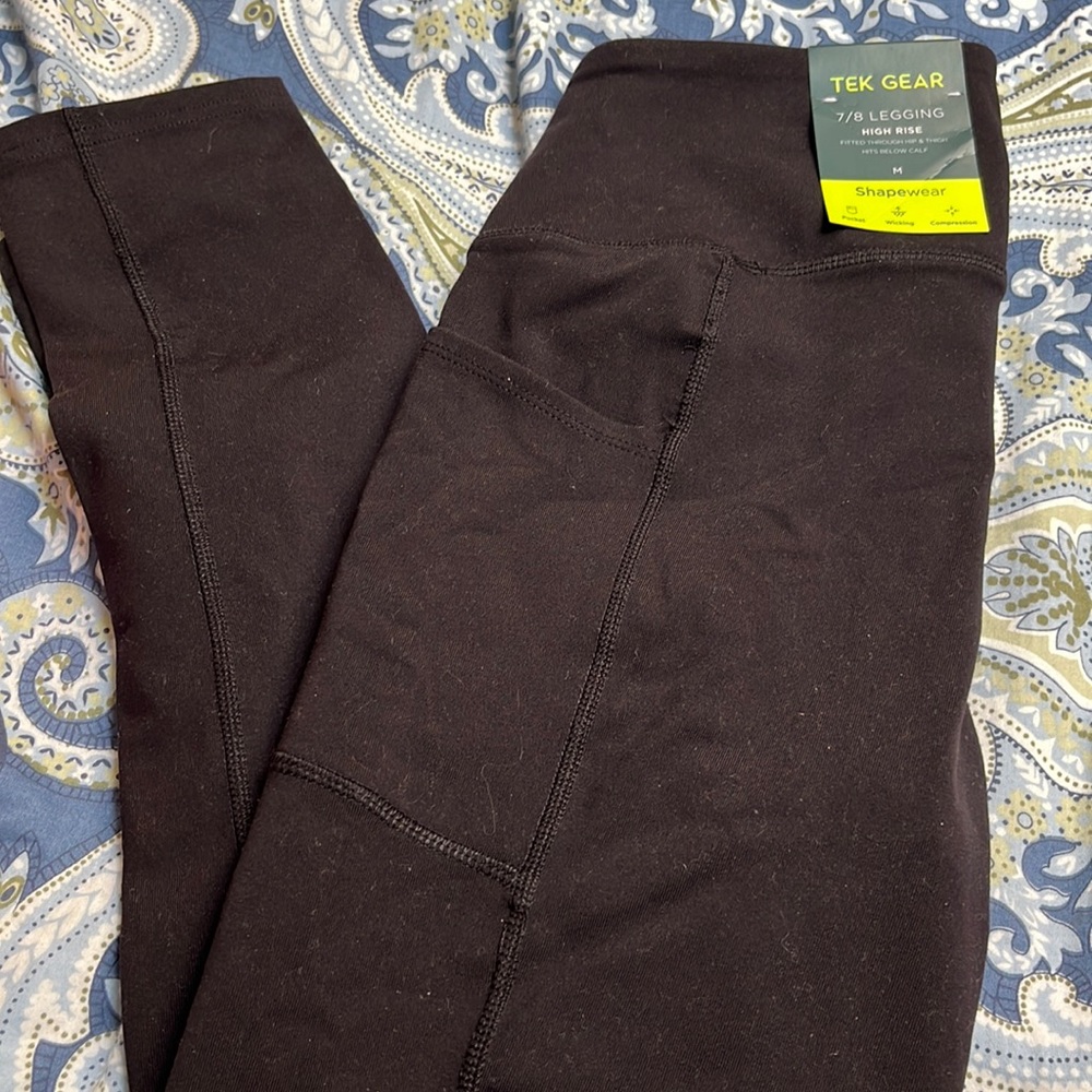 NWT tek gear leggings